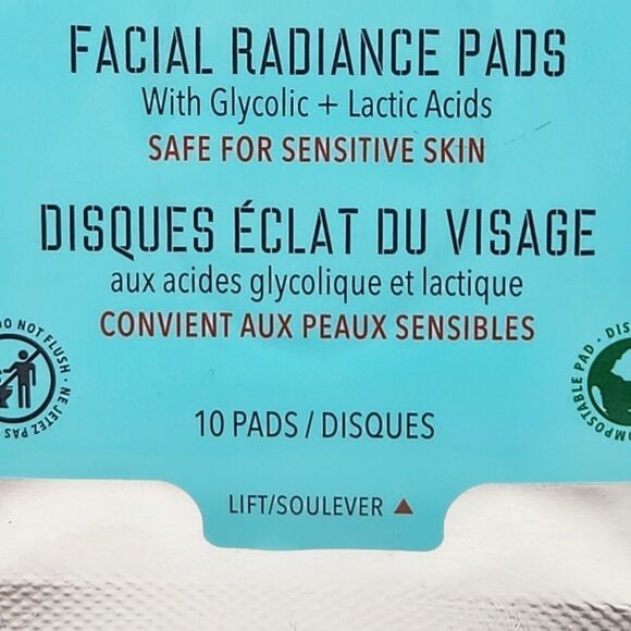 First Aid Beauty Facial Radiance Pads with Glycolic and Lactic Acid 10 Pads - Picture 2 of 3